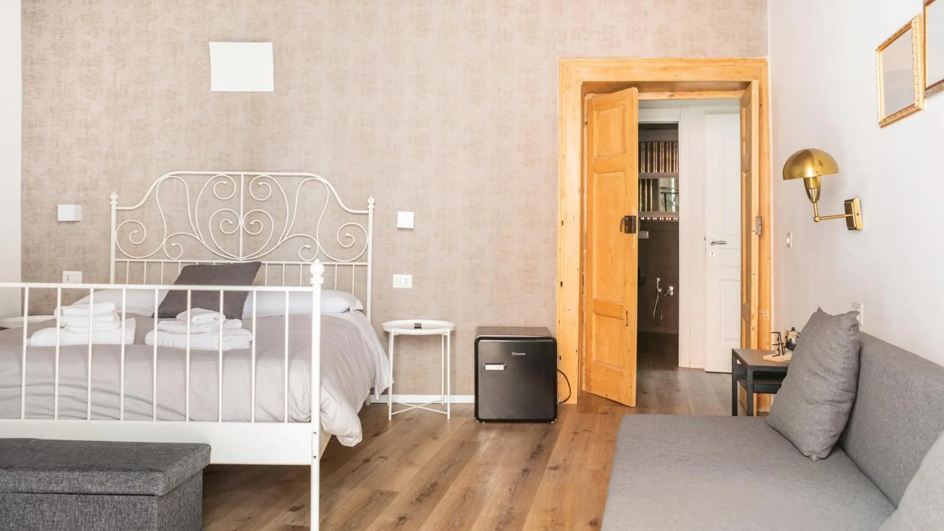 cathedral luxury guest house Bari